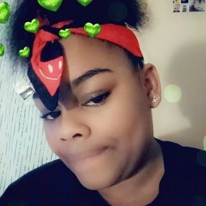 Meet your Posher, Khiesha